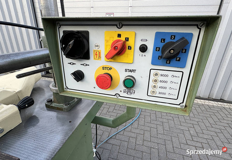 Frezarka dolnowrzecionowa GOMAD FD2 z wózkiem Sierakowska Huta