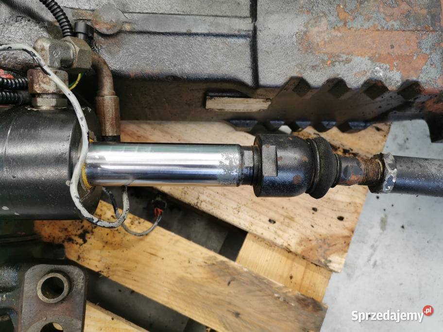 Siłownik skrętu JLG 307 Carraro 2620 Pozostałe Wilkowo