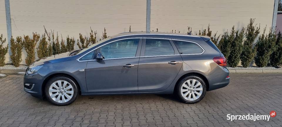 Astra J Cosmo Sports Tourer 20 cdti 165 koni radio Astra