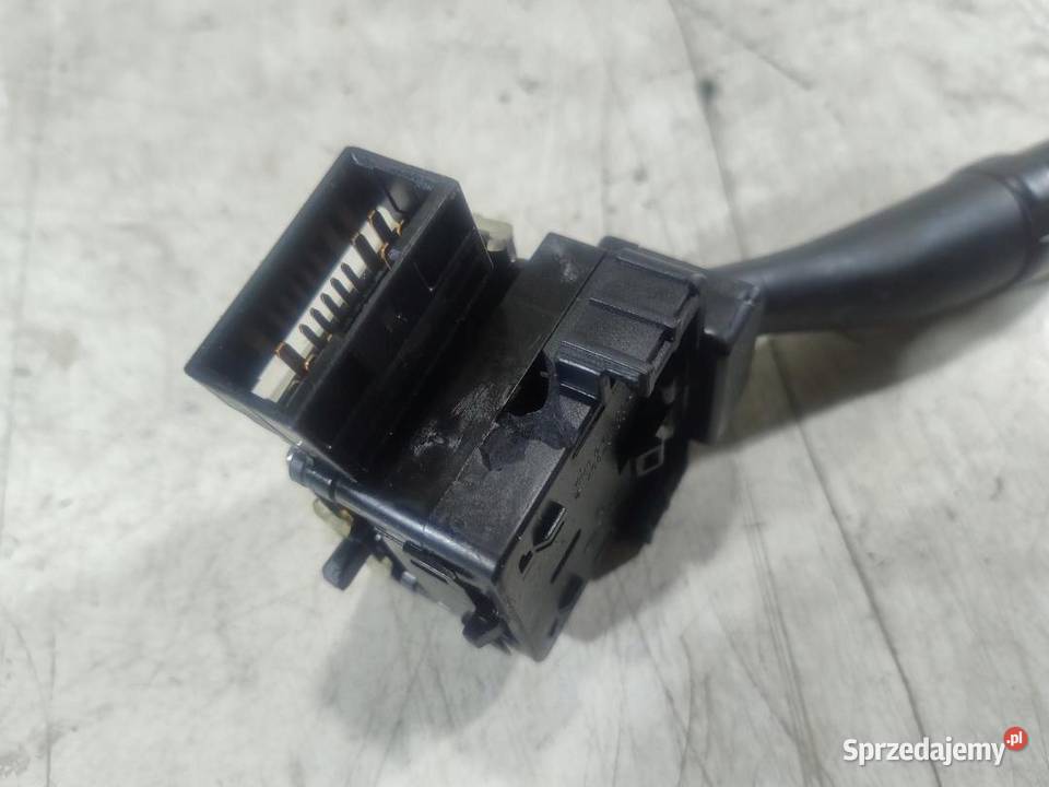 PRZEŁĄCZNIK KIERUNKOWSKAZÓW 13 PIN HYUNDAI SANTA