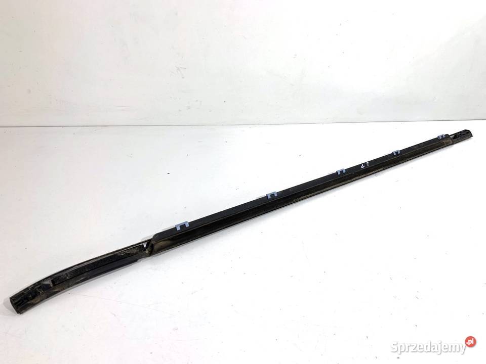 LISTWA ZGARNIAJĄCA PRZÓD LEWY KIA SPORTAGE IV