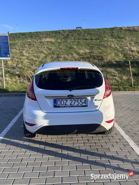 Ford Fiesta 125 Titanium nieuszkodzony Bielawa