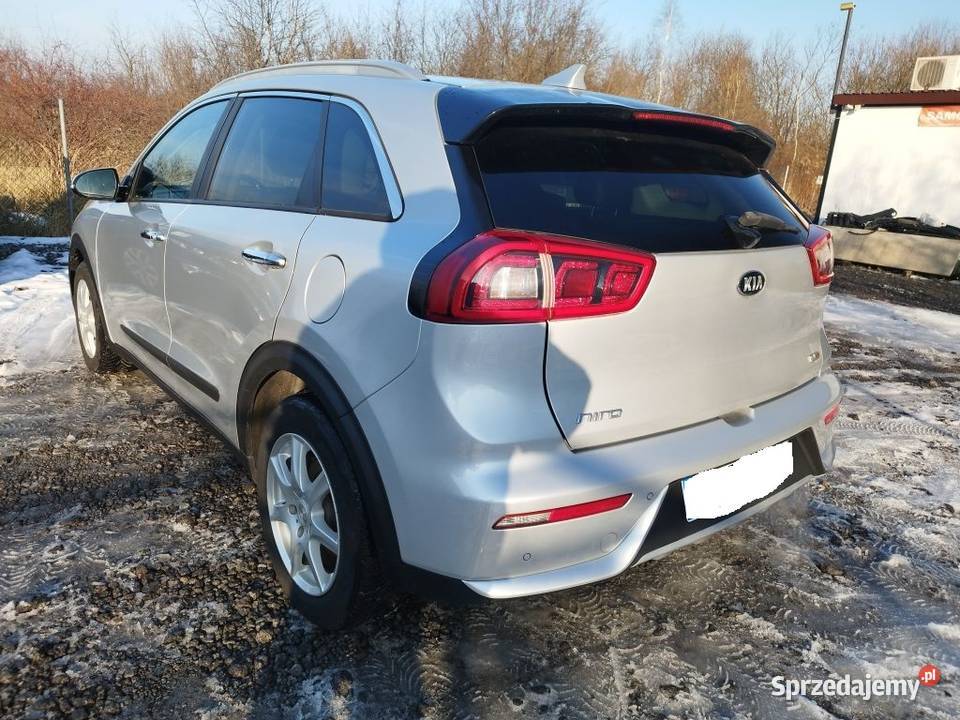 Kia Niro 16 hybryda klima kamera stan gwarancja ABS