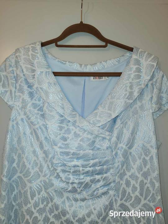 Elegancka sukienka z błyszczącą nitką Spódnice i sukienki Warszawa