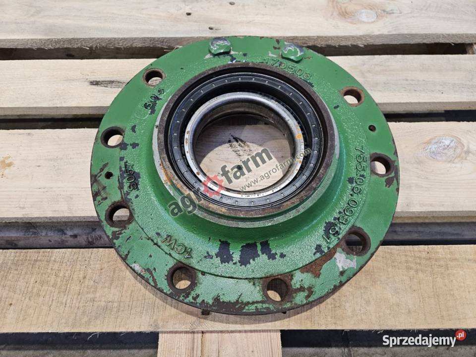 Piasta koła FWD John Deere 6155M 6135M 6135R