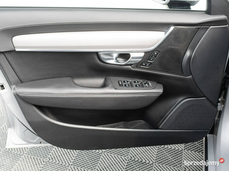 Volvo V90 GD4E108B4 D AWD Plus Bright Podgrzf I tempomat