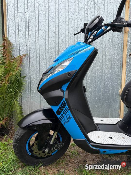 Skuter Peugeot Street Zone 2022 2t Rok produkcji 2022 Pajęczno
