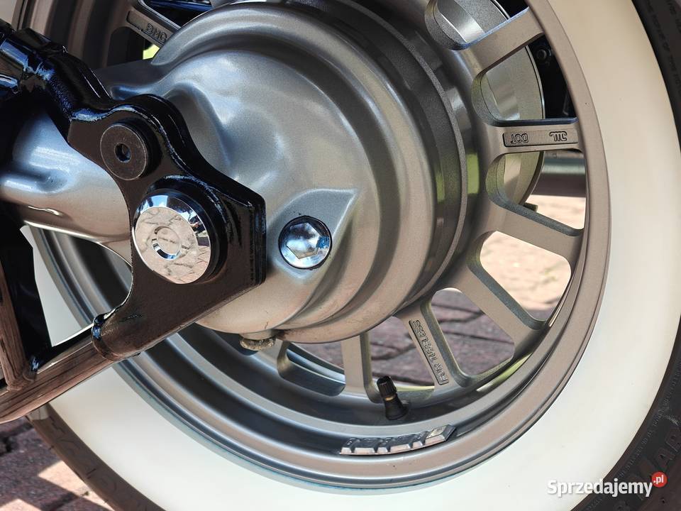Suzuki C 800 C Intruder Volusia C800 RATY nieuszkodzony Libiąż