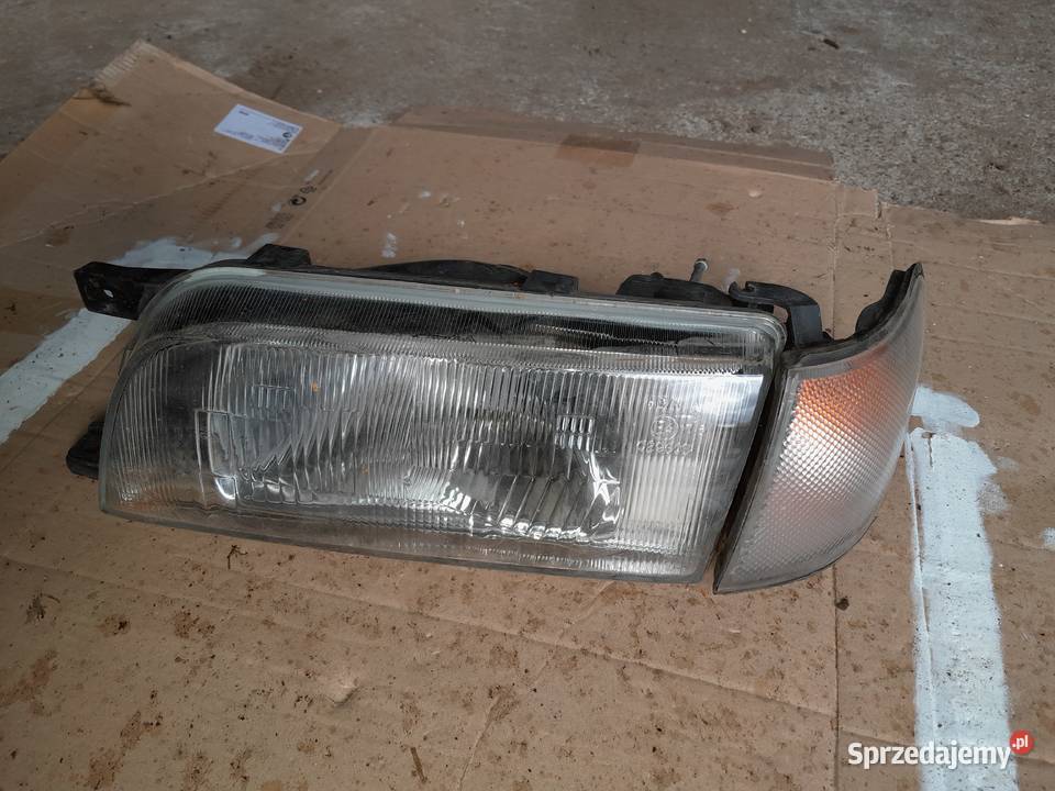 Nissan sunny lampa przednia kierunkowskaz osobowe podlaskie Łomża