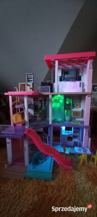 Dom marzeń barbie z basenem zjeżdżalnią i windą Mattel