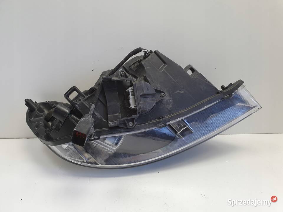 Volvo V60 S60 II 1013r PRZEDNIA LAMPA LEWA lewy Janów