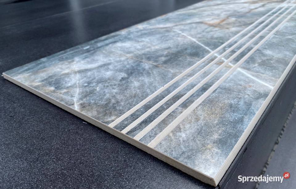 Marmuropodobne płytki na schody 120x30 Łask