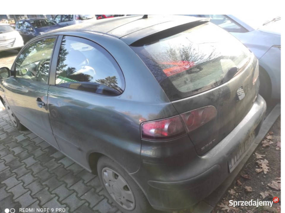 Seat Ibiza 2003 r benzyna 12