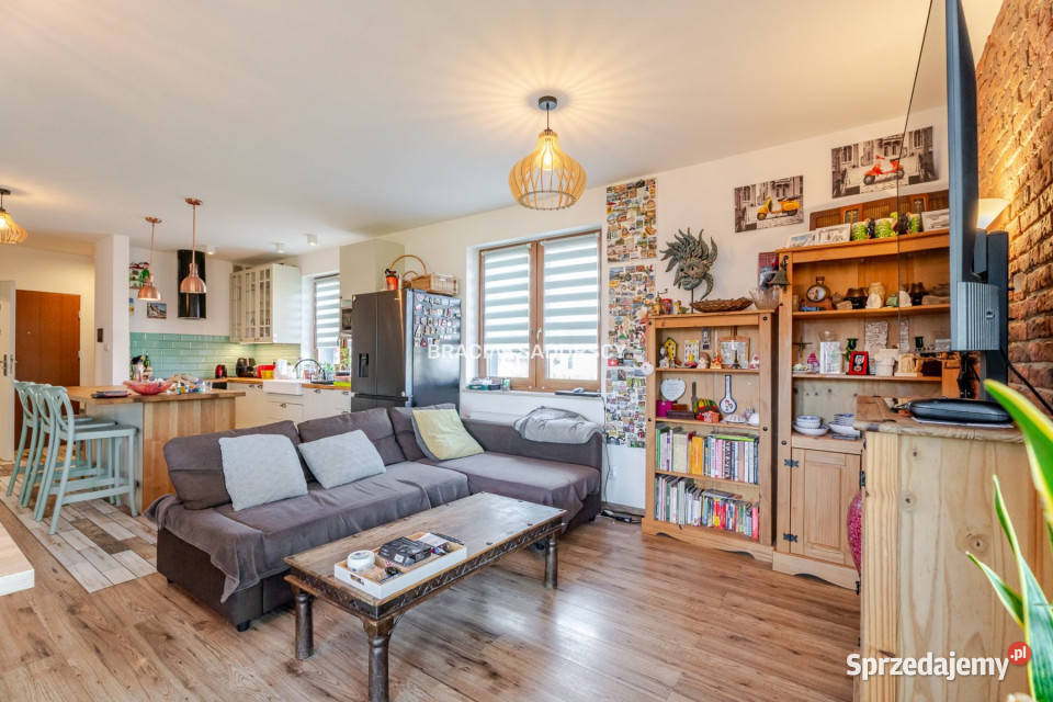 Sprzedaż domu szeregowego 8792m2 Zielonki 15013zł/m2 sprzedam