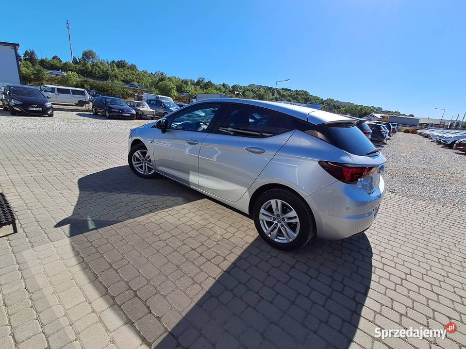 Opel astra 14 benzyna 2017 z Niemiec 1wlasciciel benzyna Chełmno