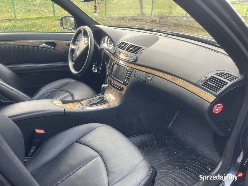 Mercedes Benz W211 E300 do końca tygodnia Rok produkcji 2008 Kamieniec Ząbkowicki