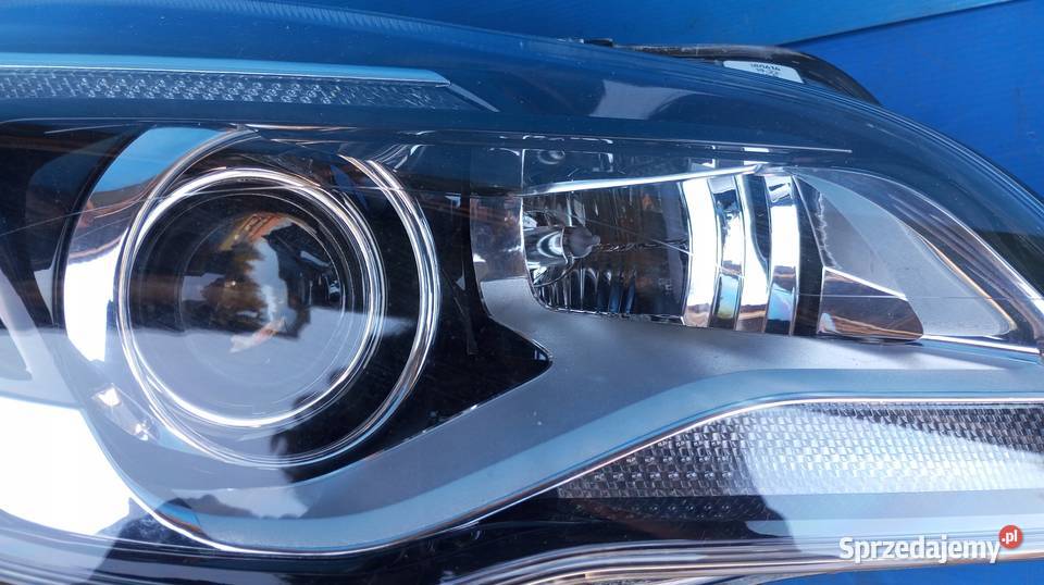 13426664 OPEL INSIGNIA A LIFT XENON LAMPA PRAWY Lampy przednie wielkopolskie sprzedam