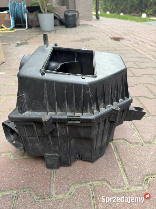 Obudowa filtra powietrza volvo b8444s Chełm