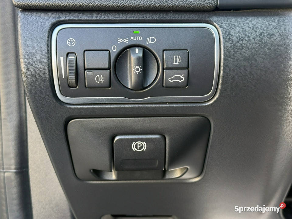 Volvo V60 20D4 181 elektrochrom. lusterka boczne