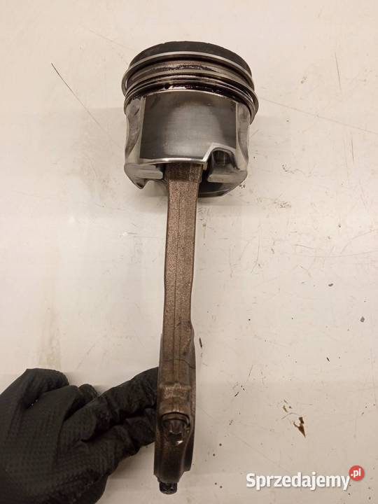 TŁOK KORBOWÓD 83L82 30 TDI VW Volkswagen Touareg świętokrzyskie