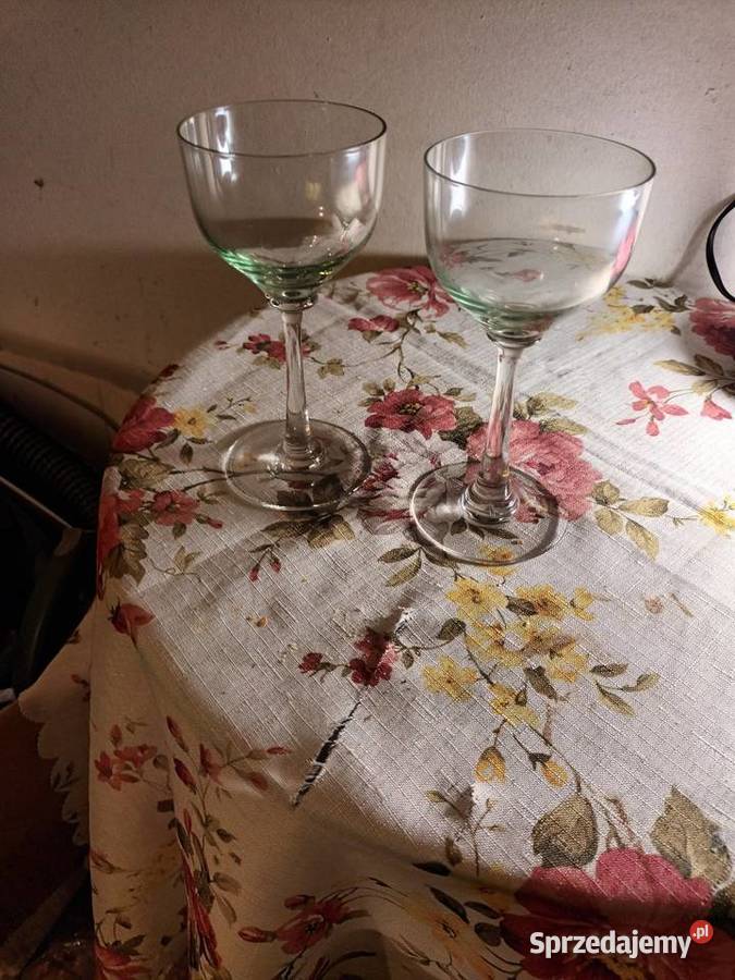 Dwa kieliszki uranowe sztuka 100 Bielsko-Biała sprzedam