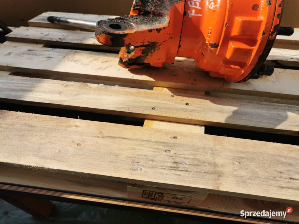 Półoś kompletna prawa Fermec 860 Carraro Wilkowo sprzedam