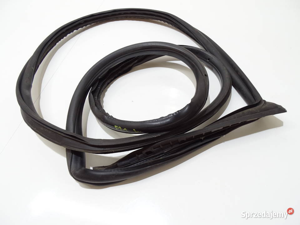 USZCZELKA DRZWI LEWWY PRZÓD LEWA PRZEDNIA BMW Strzyżewice