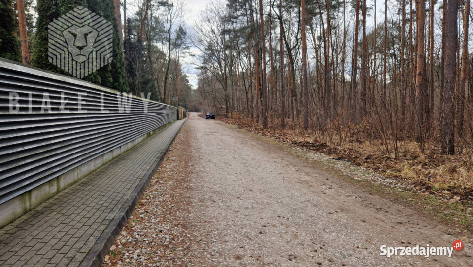sprzedaży gruntu Łomianki Leśnych Dębów 2700 Sprzedaż