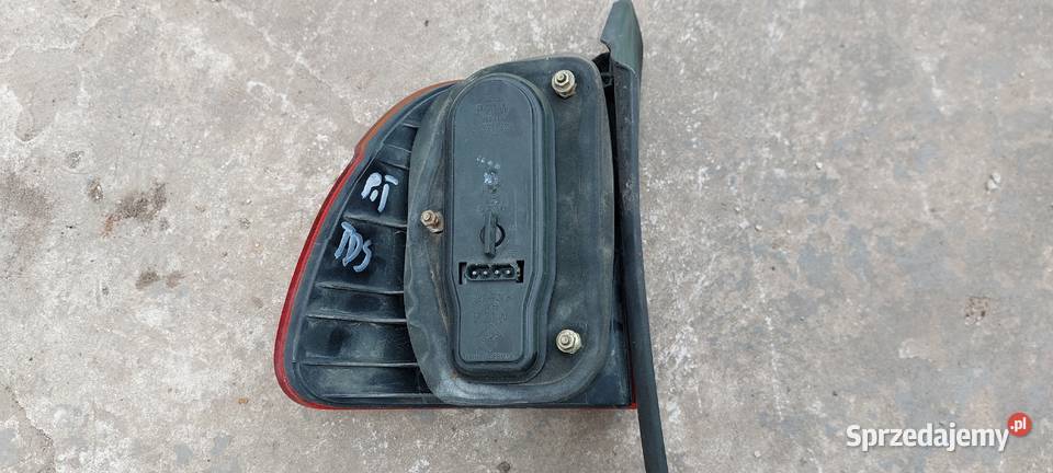 Lampa prawy tył bmw e39 kombi touring przedlift Prawe świętokrzyskie Starachowice