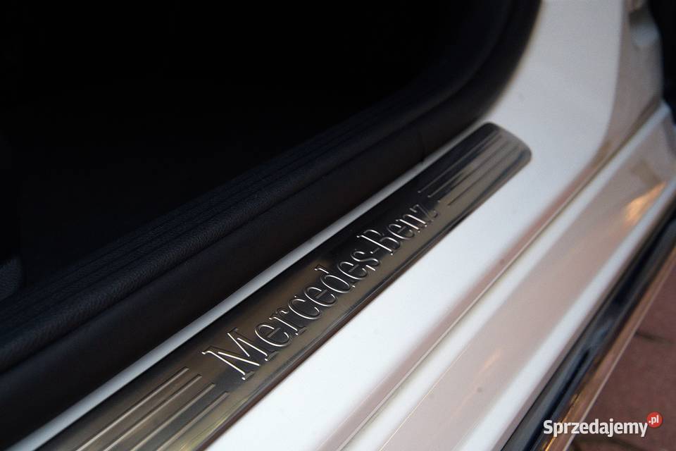 Mercedes C 200 salon bezwypadkowy perfekcyjny Michałów-Grabina sprzedam