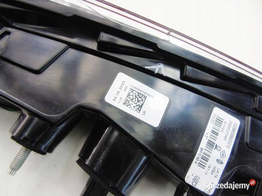Lampa lewy tył na klapę bagażnika Renault Captur osobowe śląskie Sosnowiec
