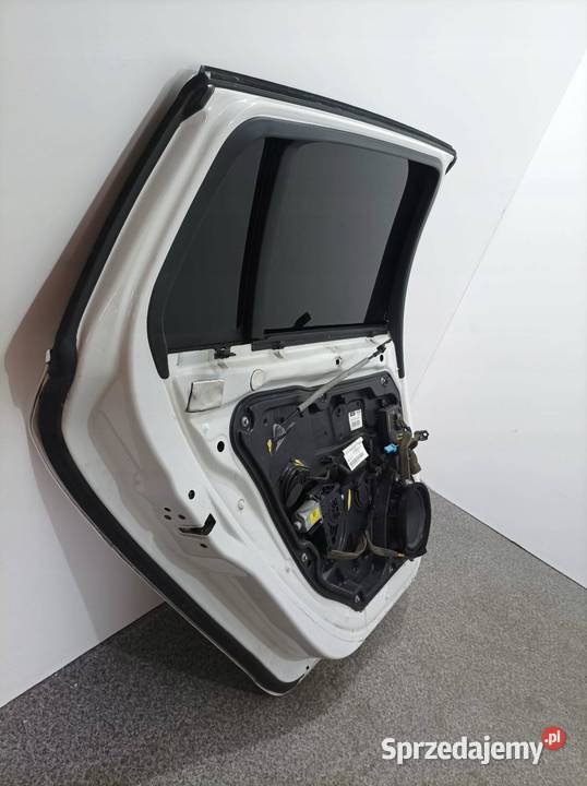 DRZWI LEWE TYŁ 614 KOMBI Volvo V60 I 2010 osobowe świętokrzyskie