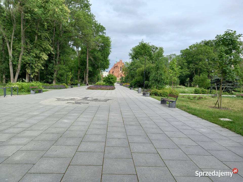 Dom Mieszkalno Usługowy w Centrum Miasta Starogard Gdański sprzedam