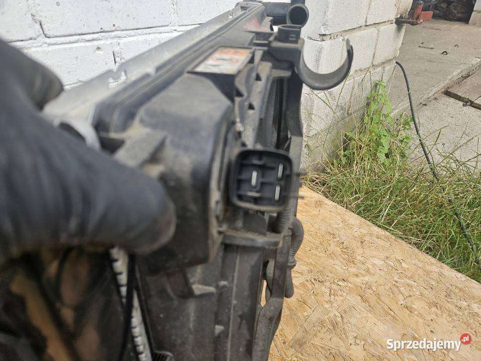 KOMPLET CHLODNIC KLIMA WODA WIATRAK HYUNDAI I40