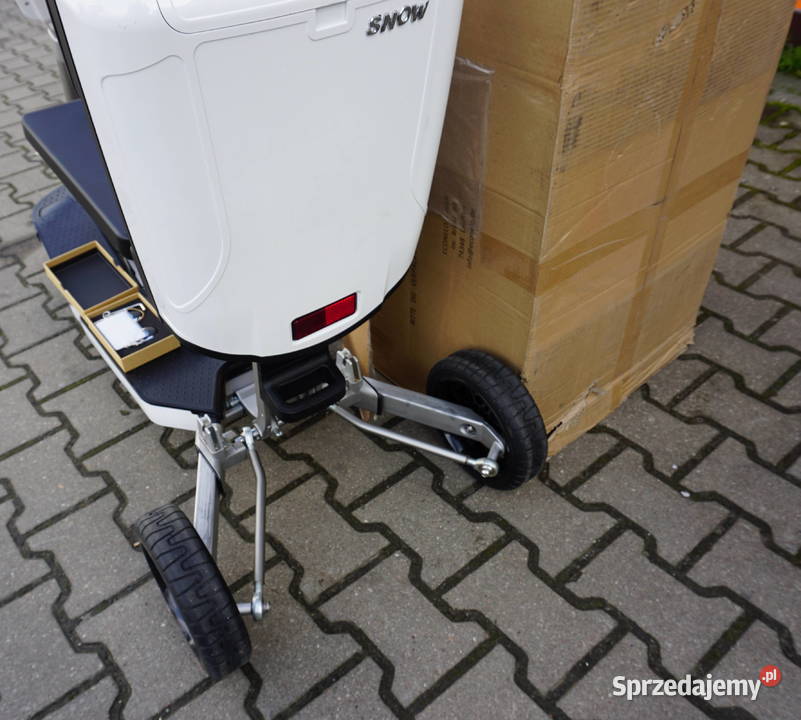 Skuter inwalidzki elektryczny składany wózek