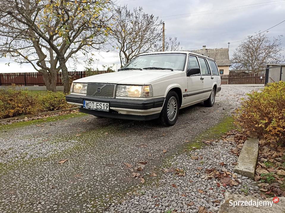 Volvo 945