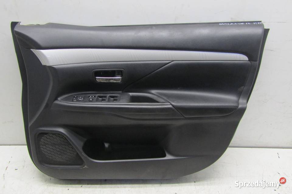 BOCZEK TAPICERKA DRZWI PRAWY PRZÓD PRZEDNI