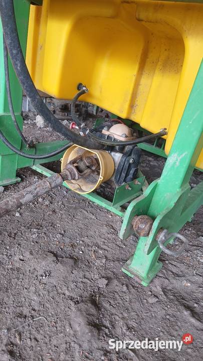 Opryskiwacz skotarek 1000 l nieuszkodzony Jędrzejów