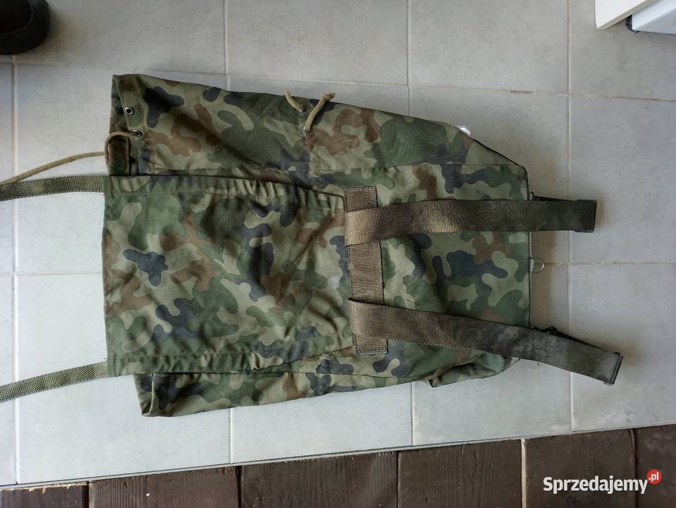 Wojskowy plecak duży uszkodzony Jarosław