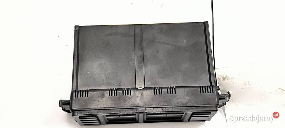 PANEL KLIMATYZACJI AUDI A3 8L 8L0820043D osobowe Lipno