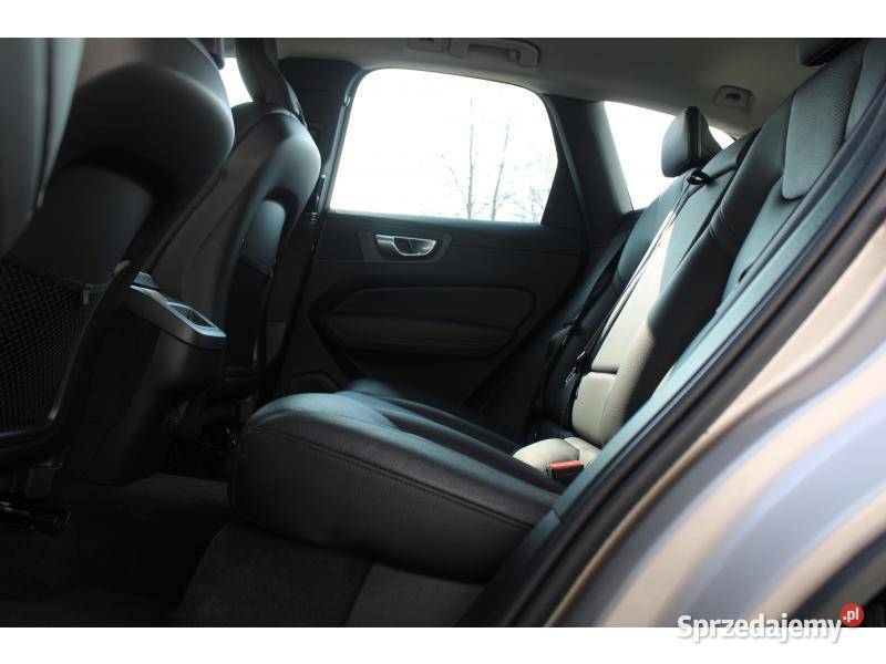 Volvo XC60 2023 prod BEZWYPADKOWY 38