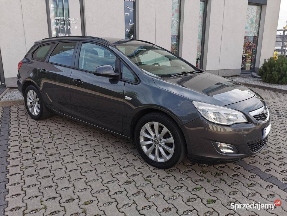 OPEL ASTRA 17 CDTI 110 TEMPOMAT HAK NAWIGACJA Poznań