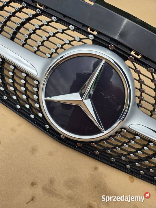 Grill Atrapa chłodnicy Mercedes Bklasa W247 AMG