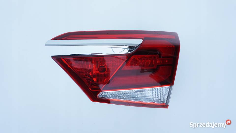 LAMPA TYŁ W KLAPE PRAWA HYUNDAI I40 KOMBI 1115R Nowy Tomyśl sprzedam