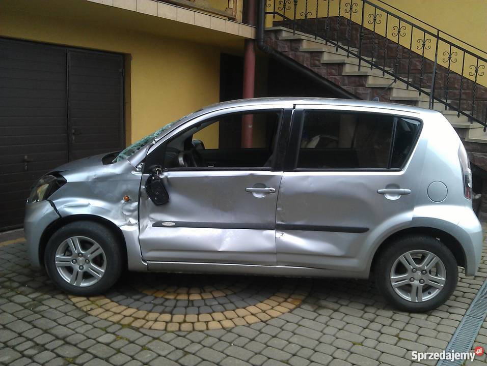Daihatsu Sirion kolizji na części do naprawy ABS Sanok