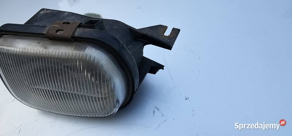 Halogen prawy przód mercedes w203 coupe Zbąszyń