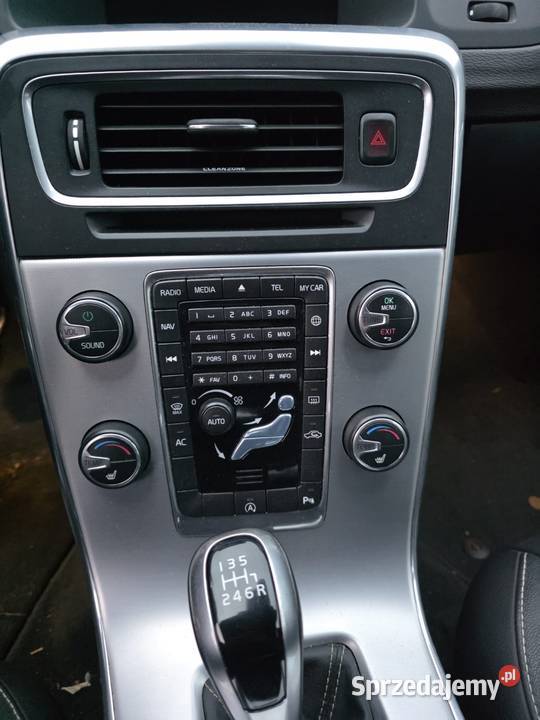 Volvo V60 20d Bogata manualna V60 Volvo Czarnków