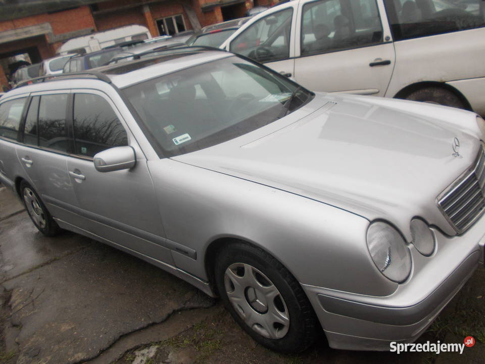 MERCEDES BENZ E220 CDI 143KM Kraków