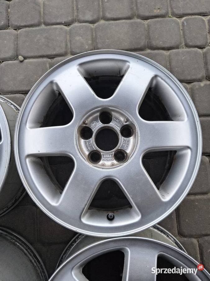 Felgi aluminiowe 15 5x100 ub 14 5x100 Skoda VW Staniątki