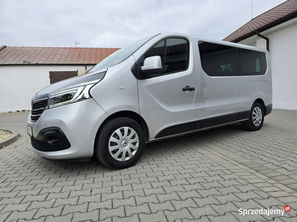 Renault Trafic 20dci 9 Osobowe światła przeciwmgielne łódzkie Kutno